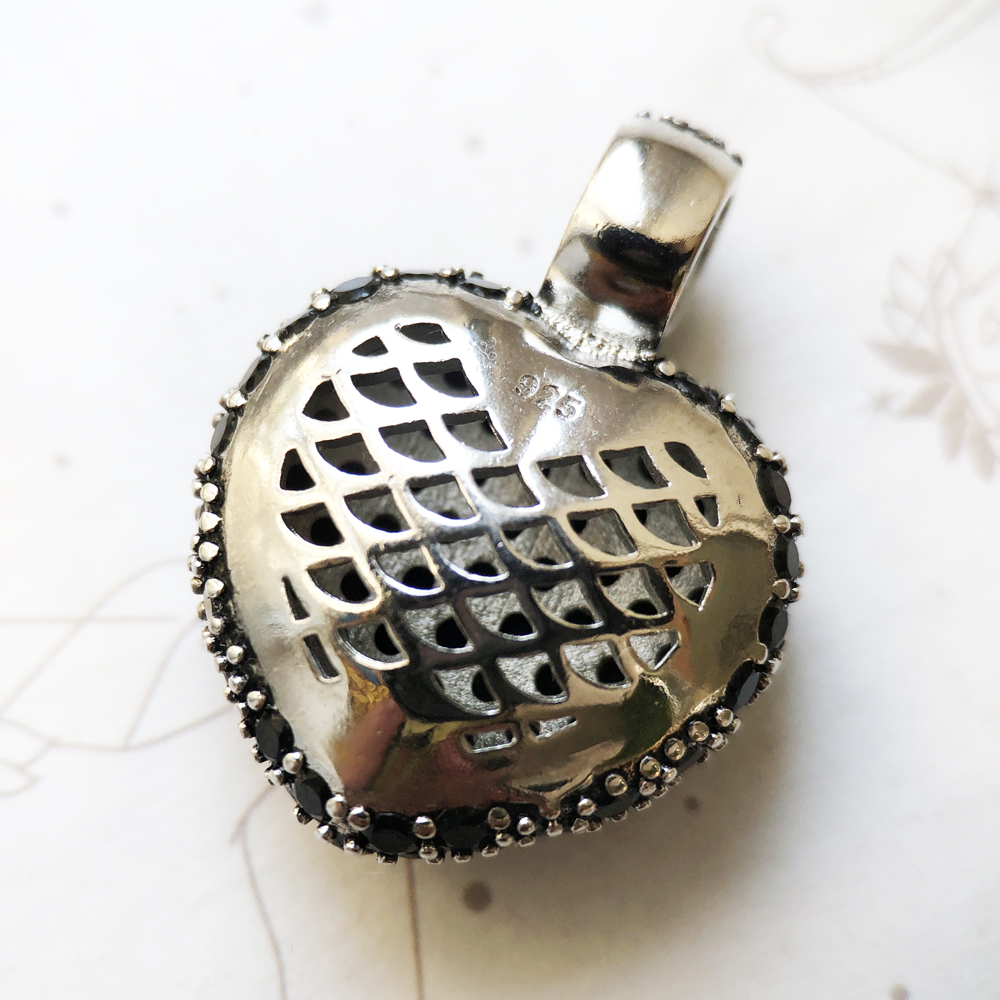 Pendant Black Heart Pave Winter Trendy Brand New Fashion Glam 925 Sterling Silver Jewelry Europe Gift For Woman Pendant Black Heart Pave Winter Trendy Brand New Fashion Glam 925 Sterling Silver Jewelry Europe Gift For Woman